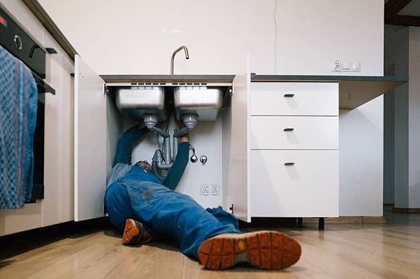 Professional Pipe Repair technician working in Mathews, VA